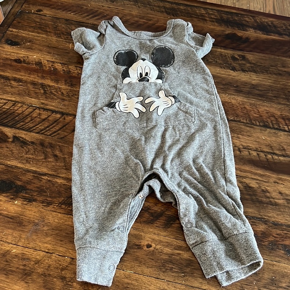 3-6M Disney Baby One Piece Mickey Pocket Peek-A-Boo